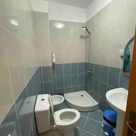Kompleksi Lura 1