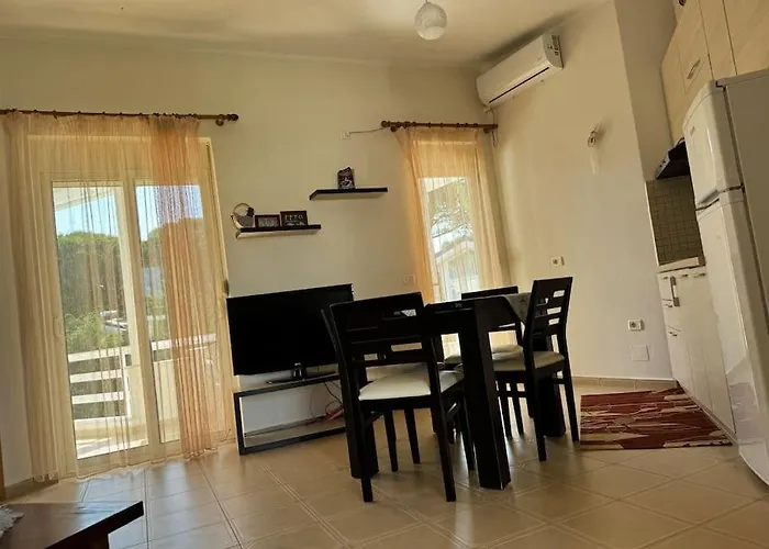 Kompleksi Lura 1 * Durrës