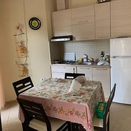 Kompleksi Lura 1 Vakantiehuis